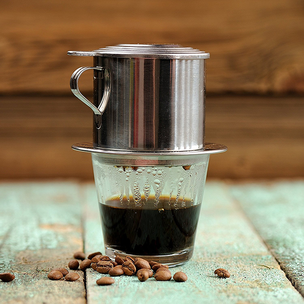 Nên uống cà phê nóng hay lạnh