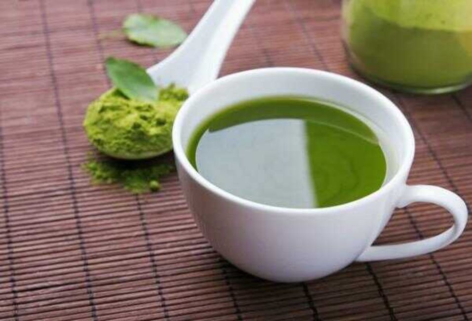 Uống cà phê matcha hỗ trợ đốt cháy mỡ thừa