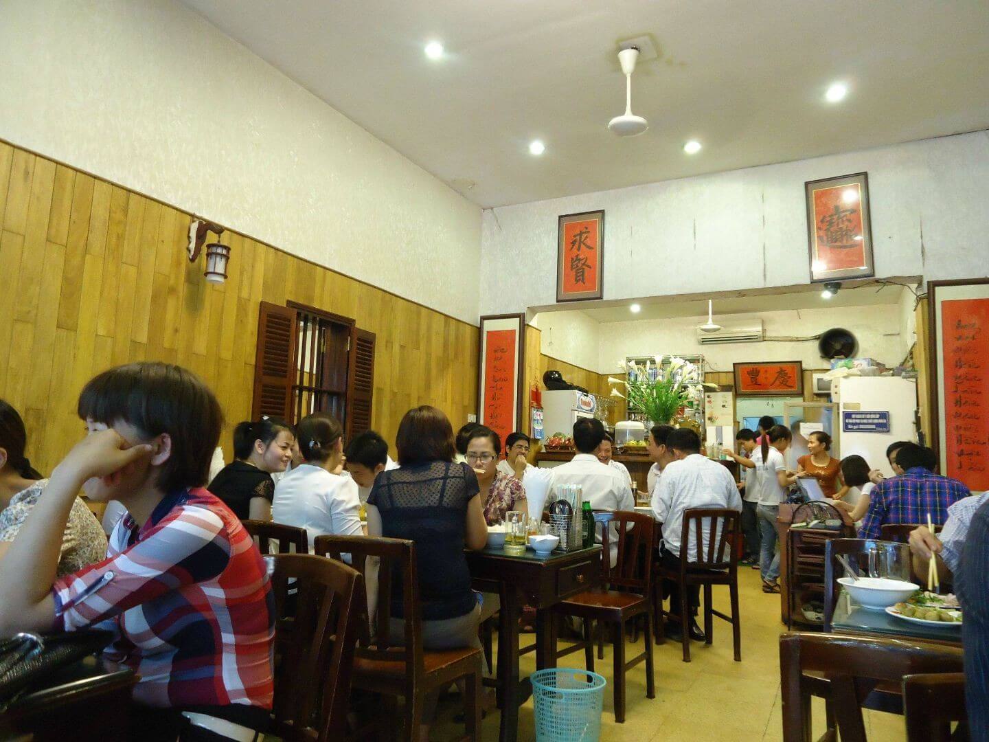 Những yếu tố cần có để mở quán cà phê cơm văn phòng thành công